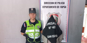QUISO DENUNCIAR EL EXTRAVÍO DE SU CÉDULA Y TERMINÓ PRESA - Itapúa Noticias