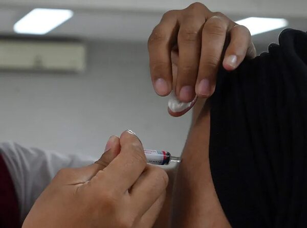 Campaña de invierno: unas 350 mil dosis ya se aplicaron contra covid, influenza y neumococo - Nacionales - ABC Color