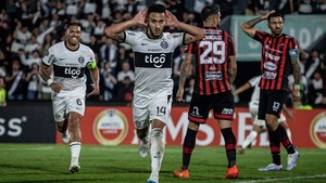 Libertadores: Olimpia se espabiló y logró un vital triunfo ante Patronato - Noticias Paraguay
