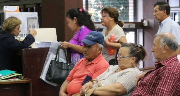 Paraguay amplió la protección económica de la población adulta mayor