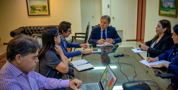 Cancillería y representante de la FAO abordan la transformación agrícola y el desarrollo rural sostenible