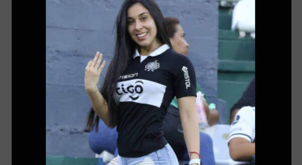 "Maína" del Olimpia fue a alentar a su club y quedó indocumentada