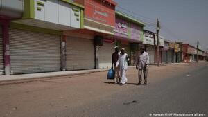 Miles de sudaneses huyen de Jartum y fuerzas acuerdan nueva tregua