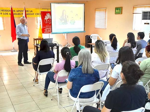 Fundación Tesãi promueve charlas que mejoran el clima laboral y satisfacción del usuario | DIARIO PRIMERA PLANA