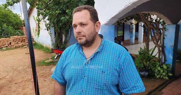 La Nación / Concepción: docente viral con innovadora metodología sabe captar la atención de sus alumnos