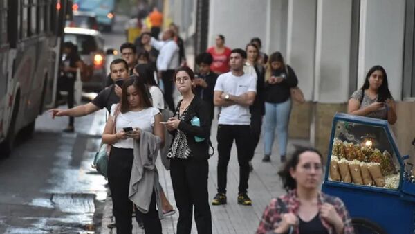 Investigan qué impacto tienen en la salud mental los viajes en colectivo