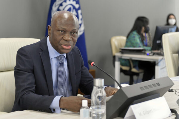 Gilbert Houngbo: “La inteligencia artificial creará más empleo del que destruye” - Revista PLUS