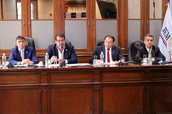 JEM amplió investigación sobre fiscales que podrían participar en elecciones generales - Nacionales - ABC Color