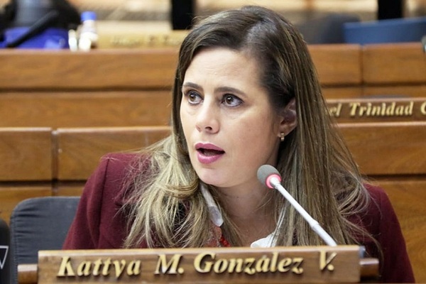 Diputada pide a sus colegas aprobar la Interpelación del Viceministro de Transporte este lunes