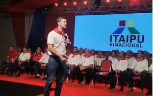 Santiago Peña admite el temor de que la ANR vaya a la llanura  - Política - ABC Color
