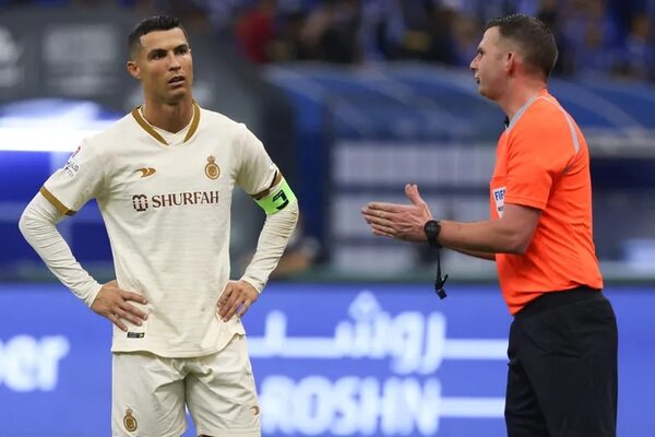 En Arabia Saudí piden deportar a Cristiano Ronaldo por maleducado - Fútbol Internacional - ABC Color