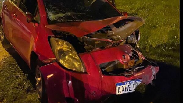 Una joven falleció tras chocar frontalmente contra otro auto