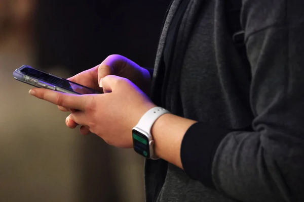 Brasil, Argentina y Colombia, entre los países que pasan más tiempo en el celular