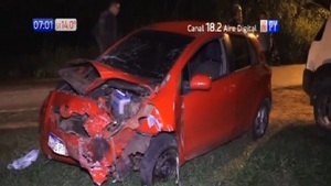 Conductora fallece en brutal colisión en Luque - Noticias Paraguay