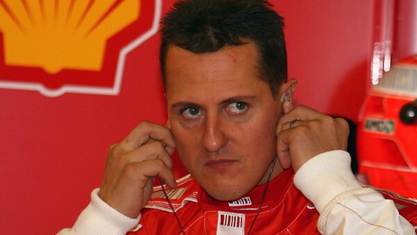 Versus / ¡Insólito! Familia de Michael Schumacher demandó a una revista por falsa una entrevista con IA