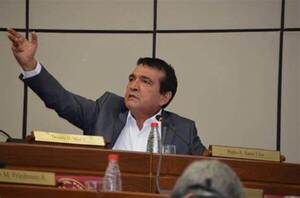 Presentan demanda de reconocimiento de filiación contra Pedro Santa Cruz - Informatepy.com