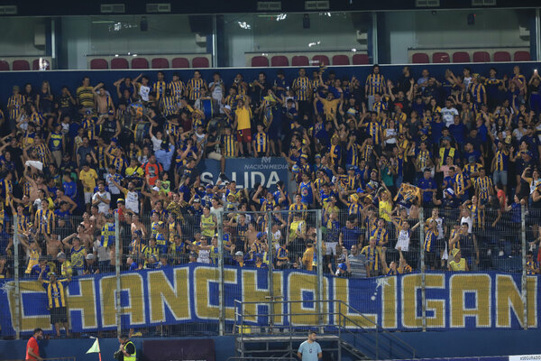 Versus / La APF también le da con todo a las barras del Sportivo Luqueño
