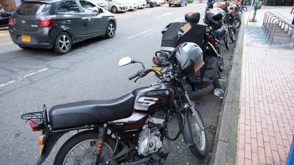 Niño de 12 años roba una moto en Ciudad del Este - Noticiero Paraguay