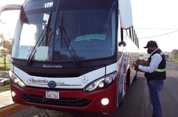 Aguardan resolución favorable para garantizar circulación de buses el 30 de abril