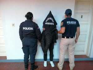 Mujer pidió a un hombre Gs. 500.000 para devolver celular y terminó presa