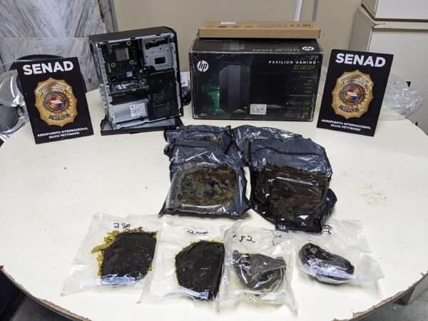 Detectan carga de marihuana oculta dentro de una impresora en el aeropuerto