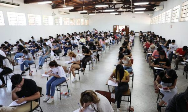 Itaipu otorga 3.000 becas a jóvenes