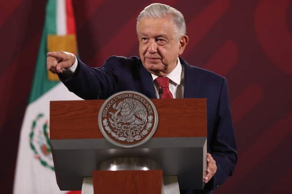 López Obrador anuncia acuerdo para vender el polémico avión presidencial - MarketData