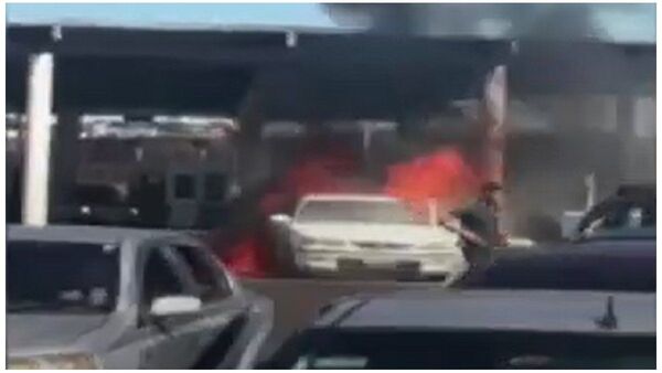 Vehículo paraguayo se incendia en paso fronterizo de Posadas