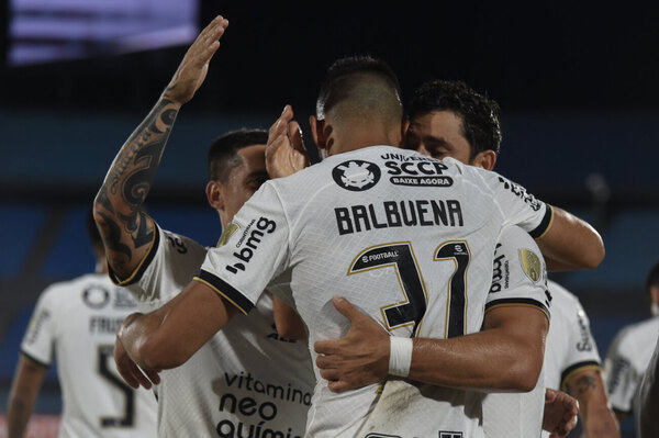 Versus / Los paraguayos del Corinthians, Romero y Balbuena, con nuevo DT