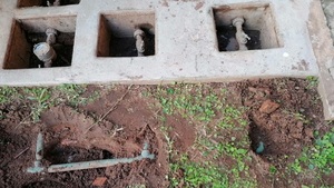 Detectan conexión clandestina de servicio de agua en edificio de departamentos - Noticias Paraguay