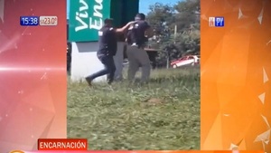 Personal de Aduanas atacados por abejas tras incautación de combustible - Noticias Paraguay