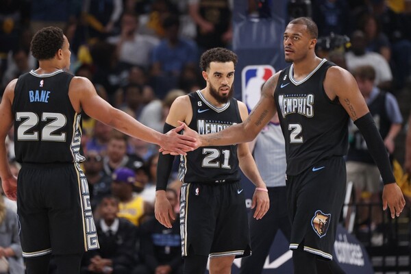 Diario HOY | Grizzlies y Bucks igualan sus series de playoffs sin Morant y Giannis