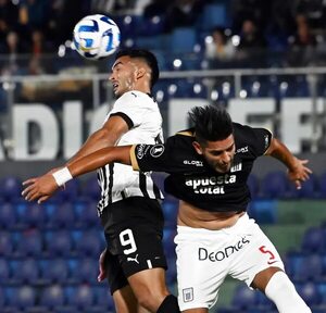 Gumarelo se duerme - Fútbol - ABC Color