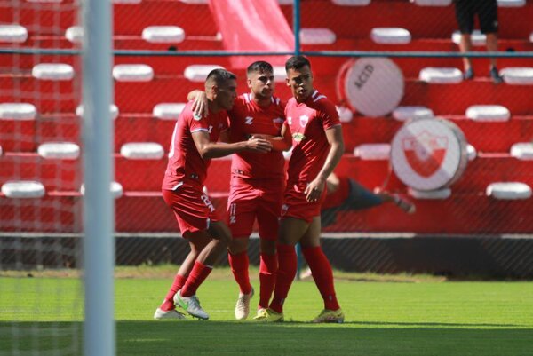Diario HOY | La cuarta jornada comienza en Atyrá y Lambaré