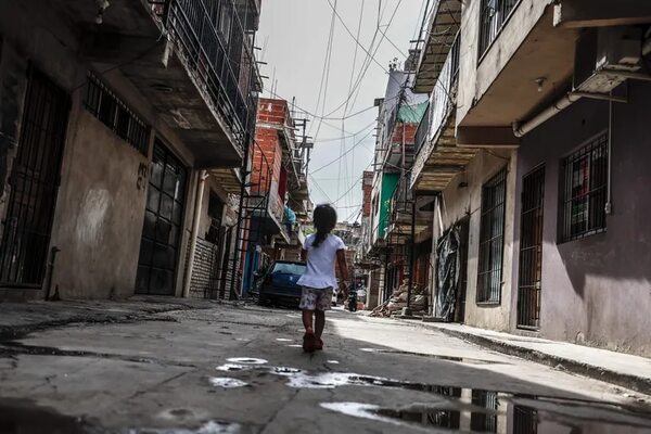 La infancia, la cara más triste de la crisis económica argentina - Mundo - ABC Color