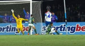 [VIDEO] Varios periodistas salieron al paso tras el polémico gol de Palmeiras ante Cerro