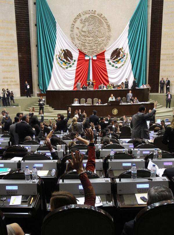 Diputados mexicanos aprueban reforma para restringir la minería - MarketData