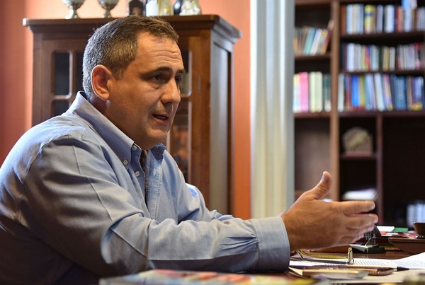 Edmundo Rolón quiere potenciar el consejo de Defensa Nacional y establecer una política de migraciones