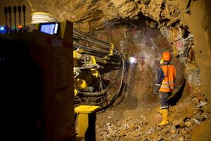 La minería ocupó en febrero el tercer lugar de las exportaciones de Ecuador - MarketData