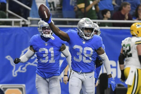 Versus / La NFL suspendió a cinco jugadores por realizar apuestas