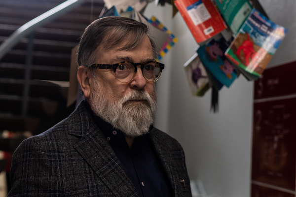 Ministro chileno de Cultura: "Un país que lee es más inteligente y soñador" - MarketData