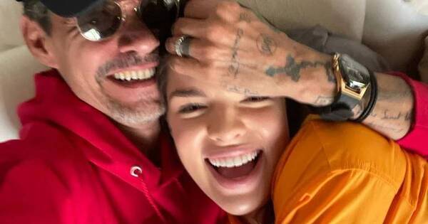 La Nación / Marc Anthony y Nadia Ferreira se ríen de los rumores de divorcio