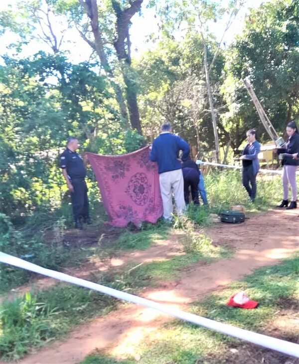 Ultiman de una estocada a un hombre en Acahay - Nacionales - ABC Color