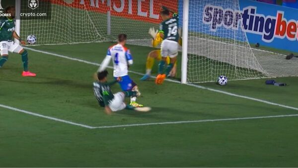 El análisis VAR del gol de Gustavo Gómez