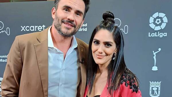Lucía Sapena brilla como periodista paraguaya en los Premios Platino 2023