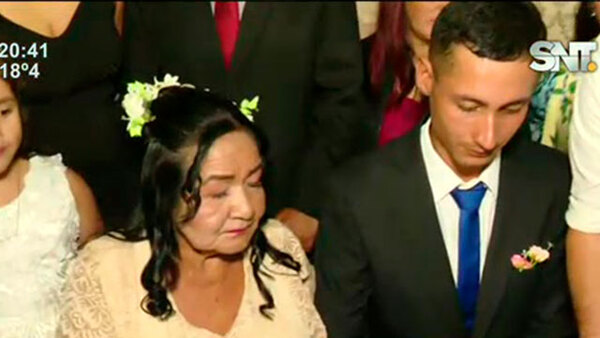 Juan y Rufina ya son marido y mujer - SNT