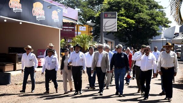 Ganaderos llaman a votar por quien defienda los intereses del sector