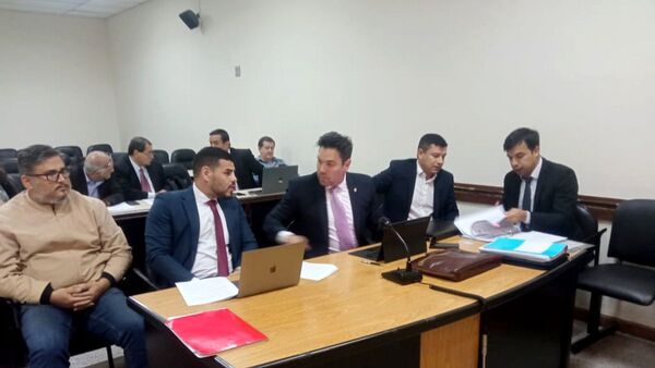 Con una recusación paran el juicio oral por supuesta coima en Indert