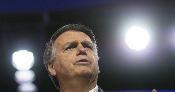 La Nación / Brasil: citan a Bolsonaro para declarar el próximo miércoles sobre ataque golpista