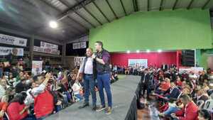 Multitudinario cierre de campaña de la Lista 1 en Encarnación